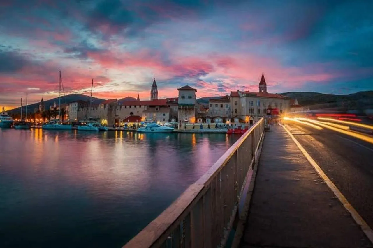 Trau Apartment  Trogir
